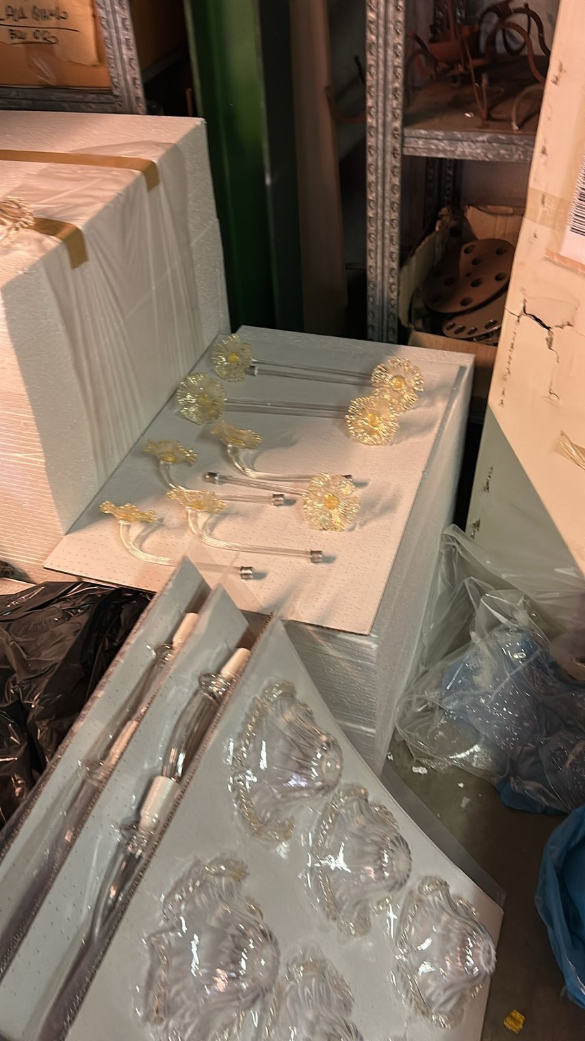 Lampadario-Miss-Beethoven-vetro-Murano-classico-con-decorazioni-floreali-bracci-curvi