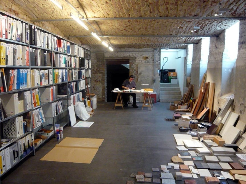 Prospektarchiv und Materialmusterschaumraum - Foto © Knauer Architekten