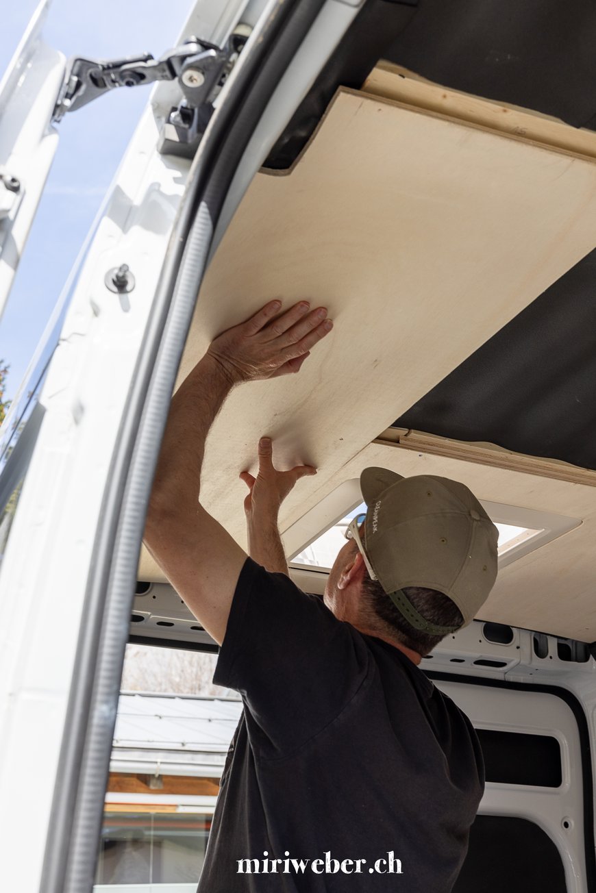 Rabatt Code epicply, Van Ausbau, Lieferwagen Ausbau, Van, Lieferwagen, Citroen Jumper, drei Personen, Bike, Bike Garage,  epicply Holz, epicply, Schweiz, Familie, einfach, Liste, praktisch, platzoptimiert, Kosten, Zeit