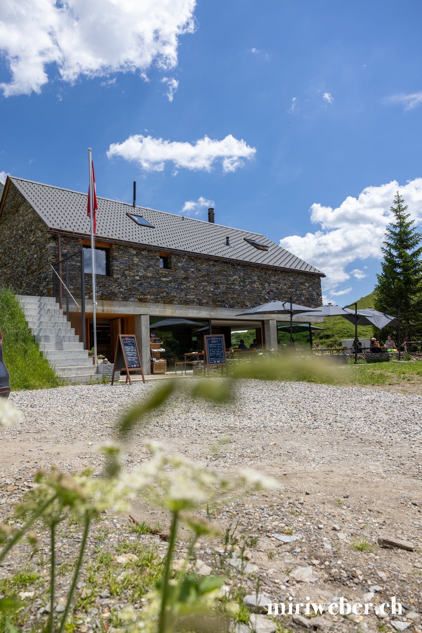 Bergsee Tessin, Lago di Tom, Familienwanderung, Wanderung, Lago Ritom, Airolo, Familienblog Schweiz, Cadagno See, Ristoro Taneda, Berghütte Tessin