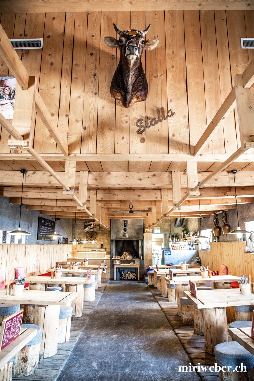 Alp Nagens, Wanderung, Stalla, Segnesboden, Naraus, Berghütte, Flims, Laax, Falera, Wanderung für Familien, einfache Wanderung, Wanderung mit Kinder, schöne Berghütte, schönste Berhütte