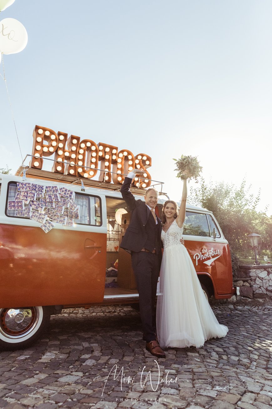 heiraten, Hochzeit, Hochzeitsfotograf, Hochzeitsfotografin, Ostschweiz, Bodensee, Villa Felber, Photobus, Fotobus, Schweiz, Flims, Laax