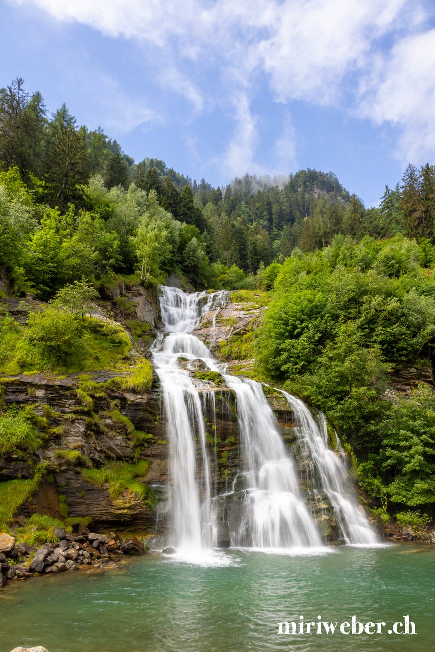 Wasserfall, Tessin, Faido, Familienwanderung, Familienausflug, schöner Wasserfall, Piumogna Wasserfall