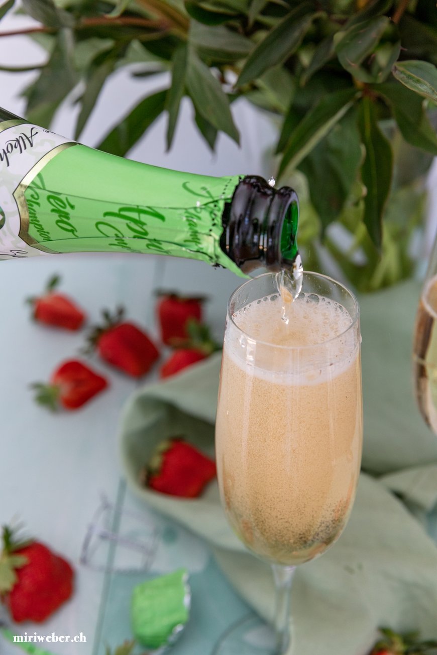 Rimuss Bio, Apero Champion, alkoholfreier Drink, gesunder Drink, Foodblog Schweiz, Schweizer Foodfotografin, Tipps, Foodfotografie, Drink, Fotografie, Foodbloggerin Schweiz