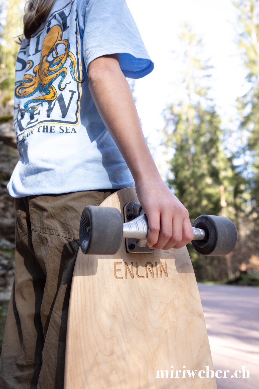 Skateboard selber bauen, Anleitung Skateboard selber Bauen, DIY Skateboard, Surfskateboard selber machen, Enlain, Laax, Skateboard, Baukurs