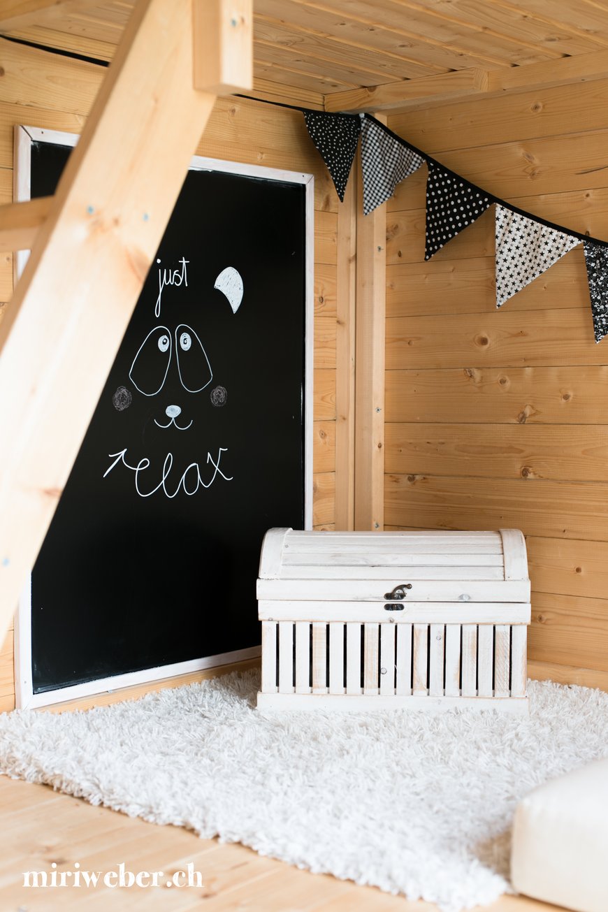 Kinderspielhaus, Spielhaus, Palmako, mit Galerie, Tom, Garten, Haus, Haus mit Gallerie, DIY, selber bauen, selber machen, Gartenhaus, Familienblog, Mamablog, Mama, Blog, Familien, DIY Blog, Schweiz