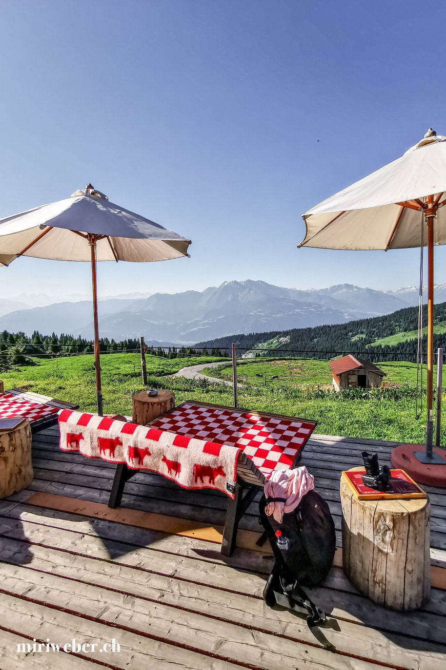 Alp Nagens, Wanderung, Stalla, Segnesboden, Naraus, Berghütte, Flims, Laax, Falera, Wanderung für Familien, einfache Wanderung, Wanderung mit Kinder, schöne Berghütte, schönste Berhütte