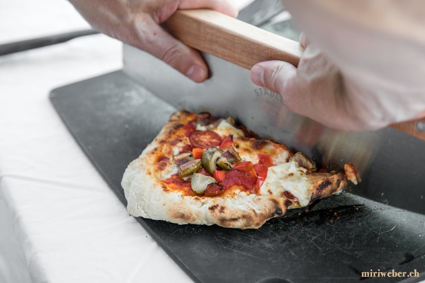 outdoor oven, städler made, pizza ofen, kickstarter, pieter städler, outdoor cooking, holzofen für im garten, kleiner pizza ofen