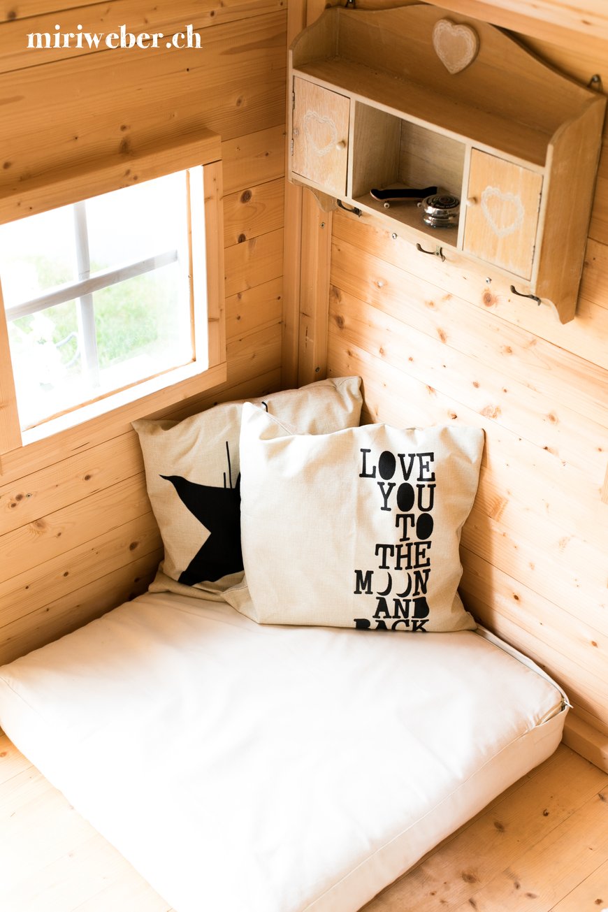 Kinderspielhaus, Spielhaus, Palmako, mit Galerie, Tom, Garten, Haus, Haus mit Gallerie, DIY, selber bauen, selber machen, Gartenhaus, Familienblog, Mamablog, Mama, Blog, Familien, DIY Blog, Schweiz