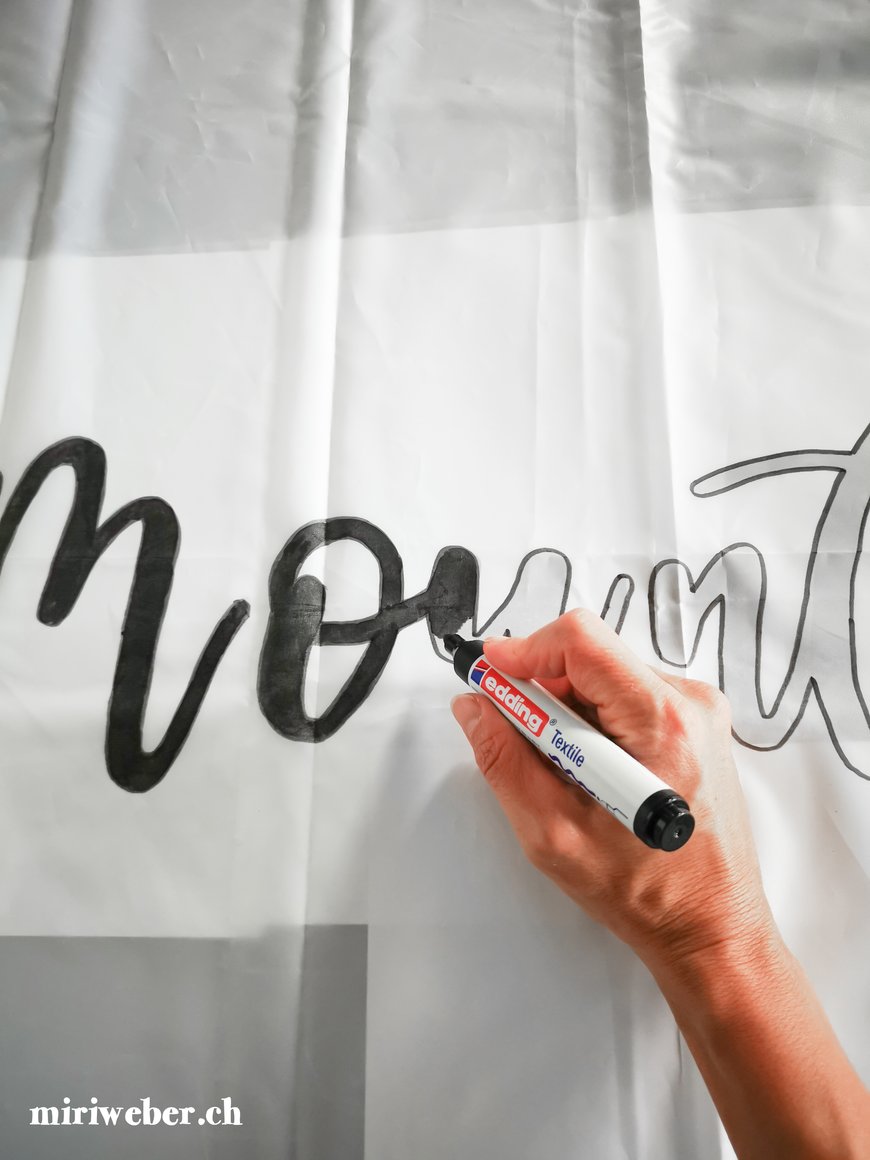 diy Duschvorhang, Duschvorhang beschriften, Duschvorhang selber machen, Douche, Douchevorhang, selber machen, Anleitung, bemalen, beschriften, wasserfest, persönlich, Lettering auf Duschvorhang, Kreativ, Basteln