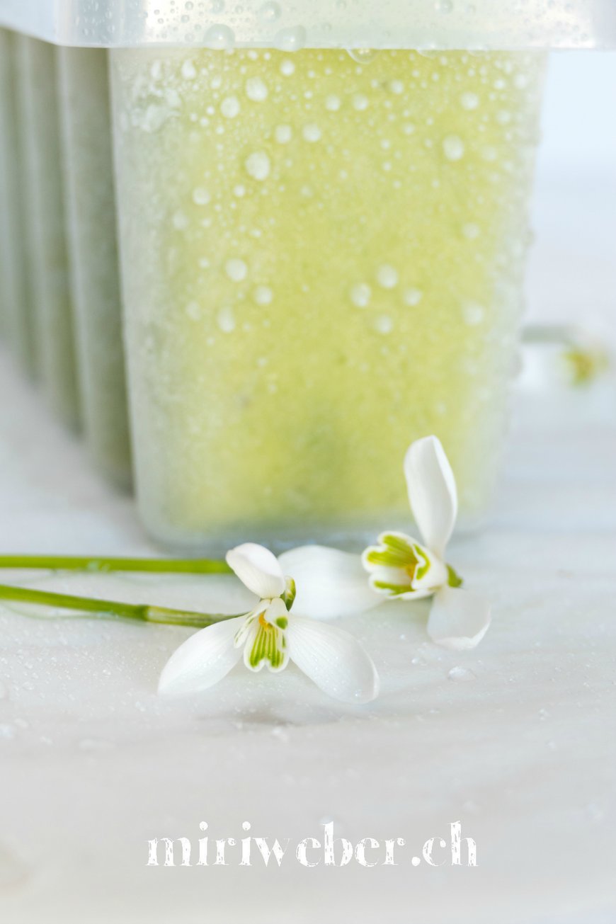 Eis Rezept, Glace Rezept, Ice Cream, Recipe, green, grün, Frühling, selber machen, homemade, gesund, healthy, food, nicolas vahe, food blog schweiz, schweizer food blog, eis am stiel, stengel glace, glace, eis, früchte, avocado, ananas, banane