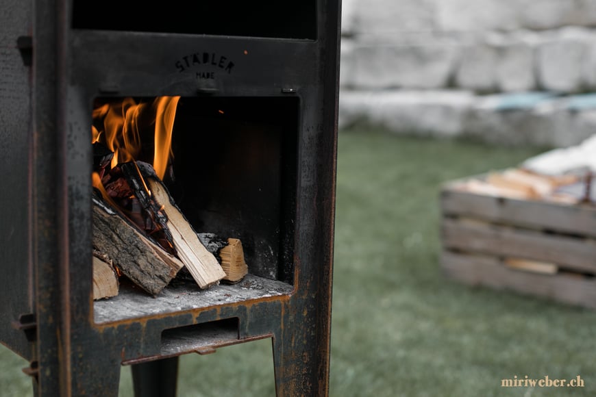 outdoor oven, städler made, pizza ofen, kickstarter, pieter städler, outdoor cooking, holzofen für im garten, kleiner pizza ofen