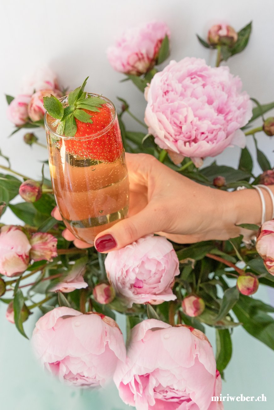 Rimuss Bio, Apero Champion, alkoholfreier Drink, gesunder Drink, Foodblog Schweiz, Schweizer Foodfotografin, Tipps, Foodfotografie, Drink, Fotografie, Foodbloggerin Schweiz