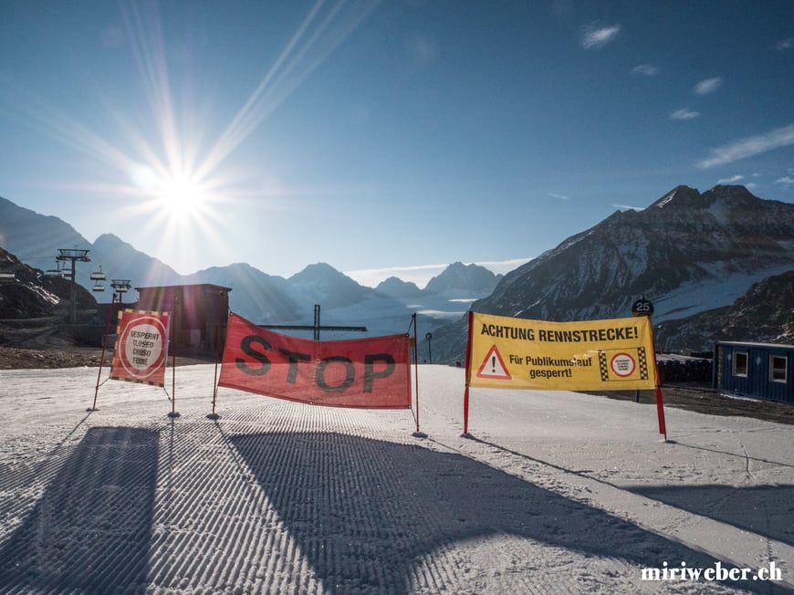 Skifahren im Herbst, Österreich, Tirol, Pitztaler Gletscher, Vorsaison, Winter