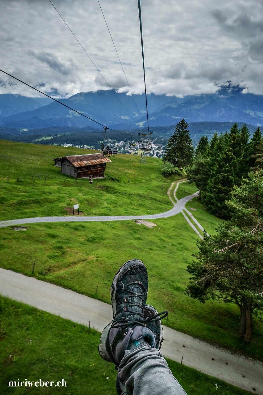 Sessellift Naraus, Wanderung Alp Nagens, Naraus, Segnesboden, einfache Wanderung, Familien Wanderung, Wanderung mit Kinder, Wandertipps, Flims, Laax, Falera, Graubünden, Schweiz, Familien Blog, Travel Blog, Tipps für Familien,