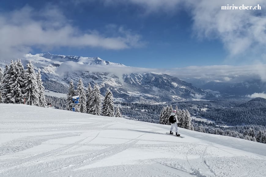 Laax Bergbahnen, Skitickets, Flims, Laax, Falera, Skigebiet, Winterferien, Familien Ferien, Seilbahn, Travel Blog Schweiz, Schweizer Travel Bloggerin, bestes Skigebiet in der Schweiz, Graubünden, Snowboarden, Schweiz, Miri Weber