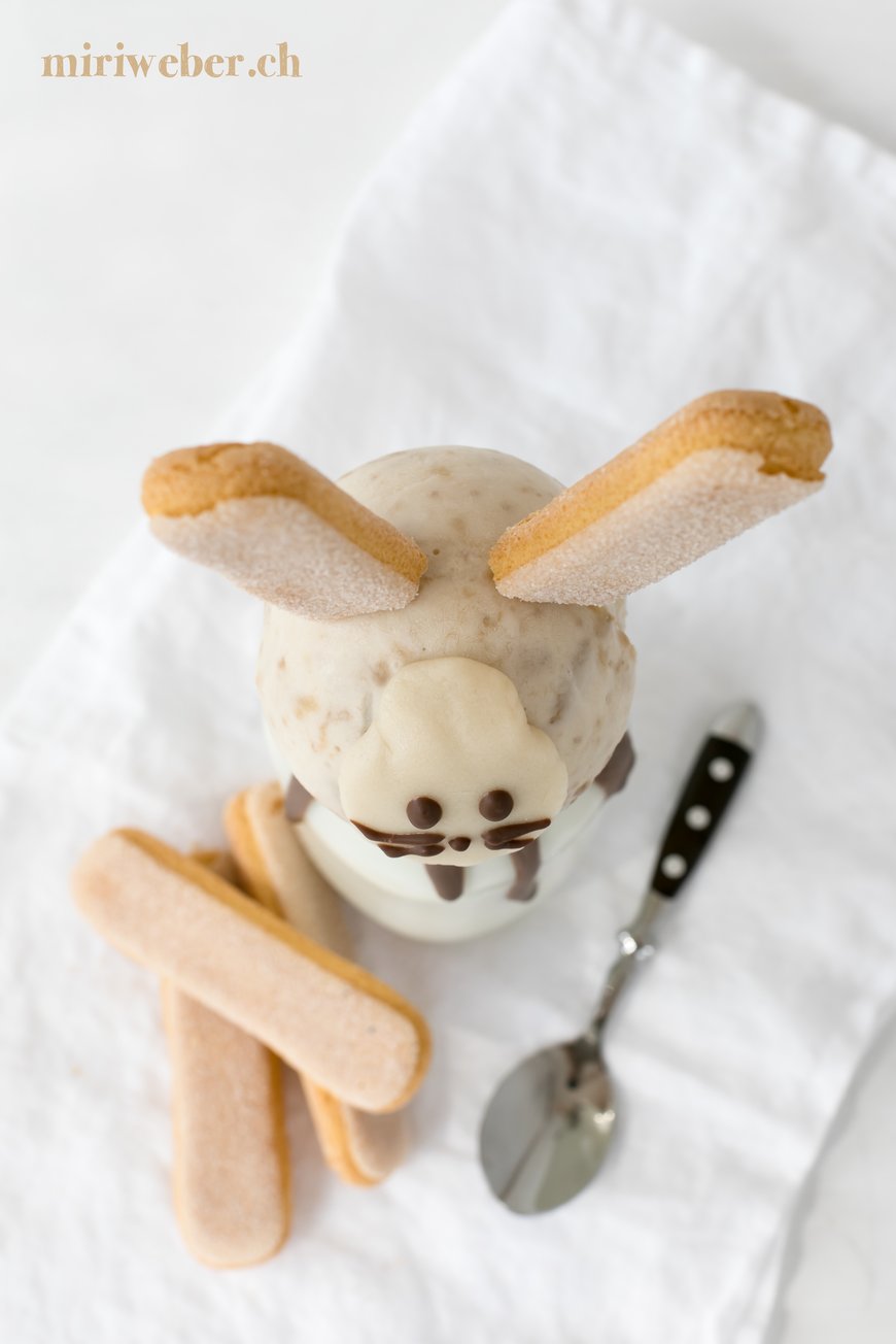 veganes eis, ice cream, gesund, healthy, vegan, schoko, schokolade, emoji food, emoji, ohne glacemaschine,  chocolate, glace, selber machen, recipe, rezept, homemade, food, blog , schweiz, schweizer foodblog, dessert, ostern