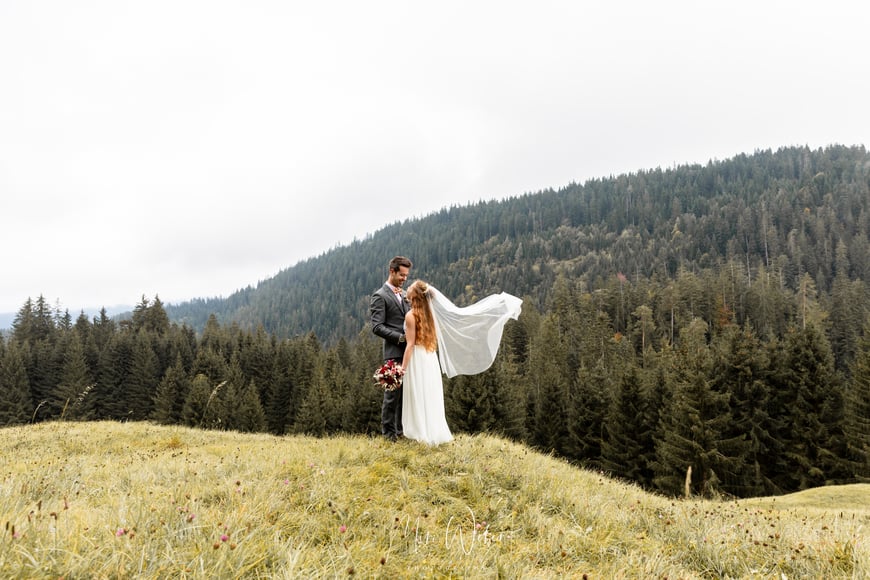 Heiraten Flims, Laax, Falera, Illanz, Graubünden, Hochzeitsfotograf, Caumasee, Hochzeit, yuli Brautmode, Flurettas, Hochzeitsfotografin, Fotograf, Fotografin, Videograf, Videografin