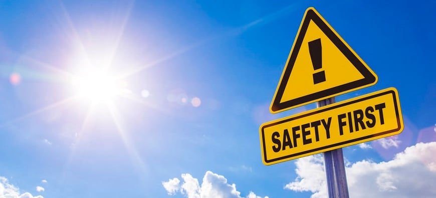 Mystic Impact Vest Frauen, Safety First beim Wassersport, Prallschutz für Surfer Girls