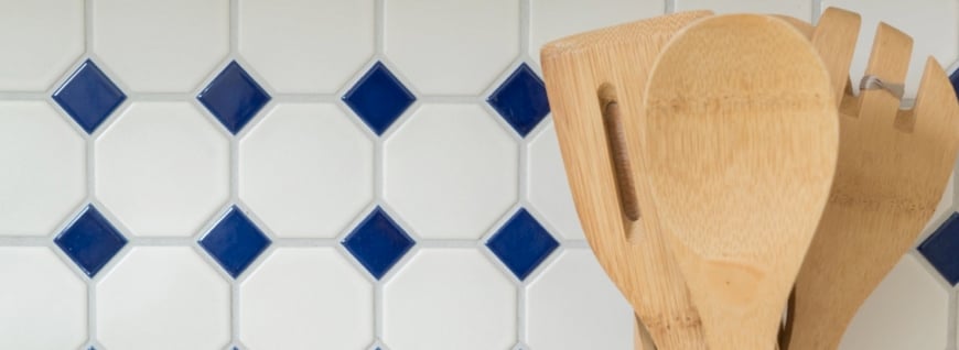 mosaico ottagonale ocra bianco nero in ceramica