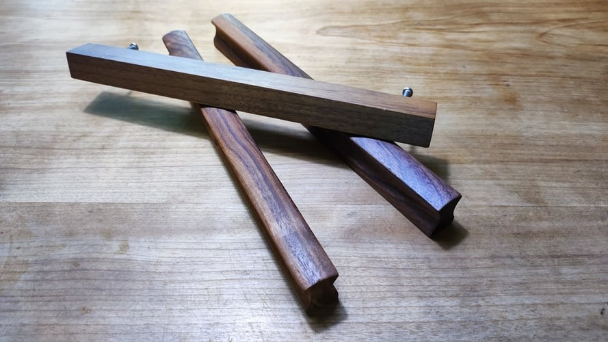 ウォルナット　自然素材　木の家　浜松市　設計事務所