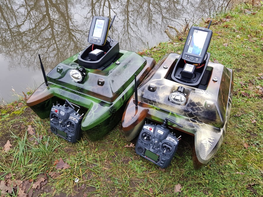 Voerboot - Voerboten - Baitboats - Baitboat- Pulse Bleu - Pulse Red - pulse Black - XR310 Toslon XR500 - autopilot - Carppilot pro - onderwatercamera - Toslon TF520 - visvinder - Fishfinders - visvinders - ToslonTF740 - karpervisser - Raymarine pro5 