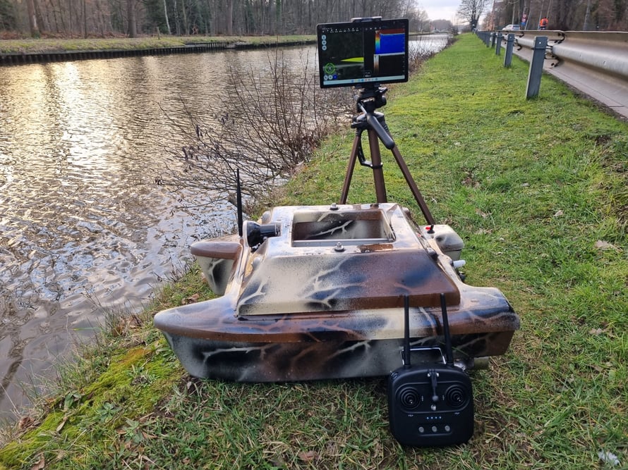 XR310,Toslon XR500,XR500 autopilot. Carp Pilot pro,onderwatercamera,Ultimate Stealth Cam Dubbele,Toslon,TF520,Ultimate Stealth cam,voerboten,baitboats,visvinder,fishfinder,visvinders,Toslon TF740,karper,Raymarine pro5,3DCarps ,voerboot,xr500