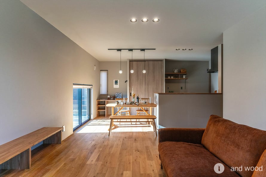 オーク 乱尺 120幅 プライウッド オイル塗装 施工例 新潟 andwood アンドウッド 1