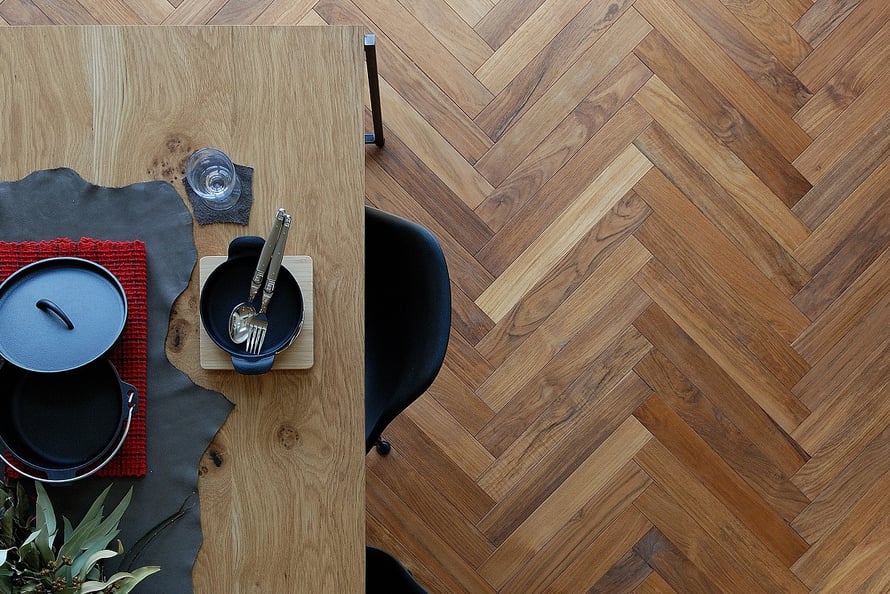 チーク ヘリンボーン フローリング 施工 アンドウッド andwood 無垢フローリング