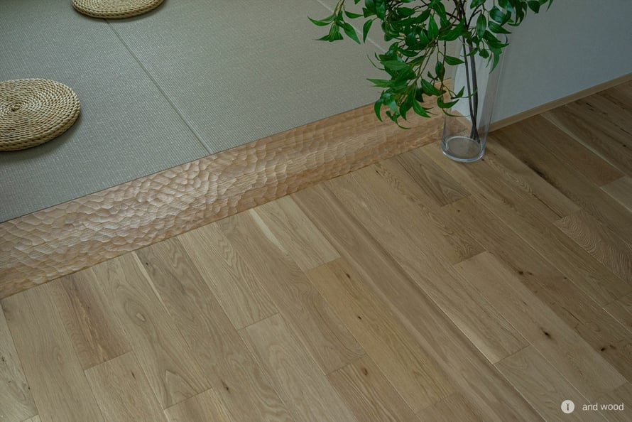 オーク 乱尺 プライウッド オイル塗装 施工例 新潟 andwood アンドウッド スプーンカット 框 3