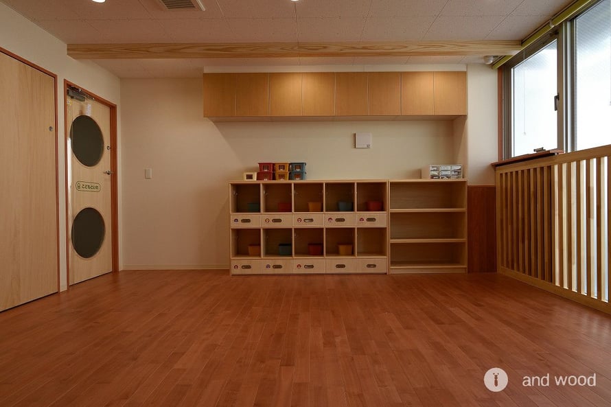 西南サクラ 床暖房 無垢 フローリング アンドウッド andwood 施工例 保育園