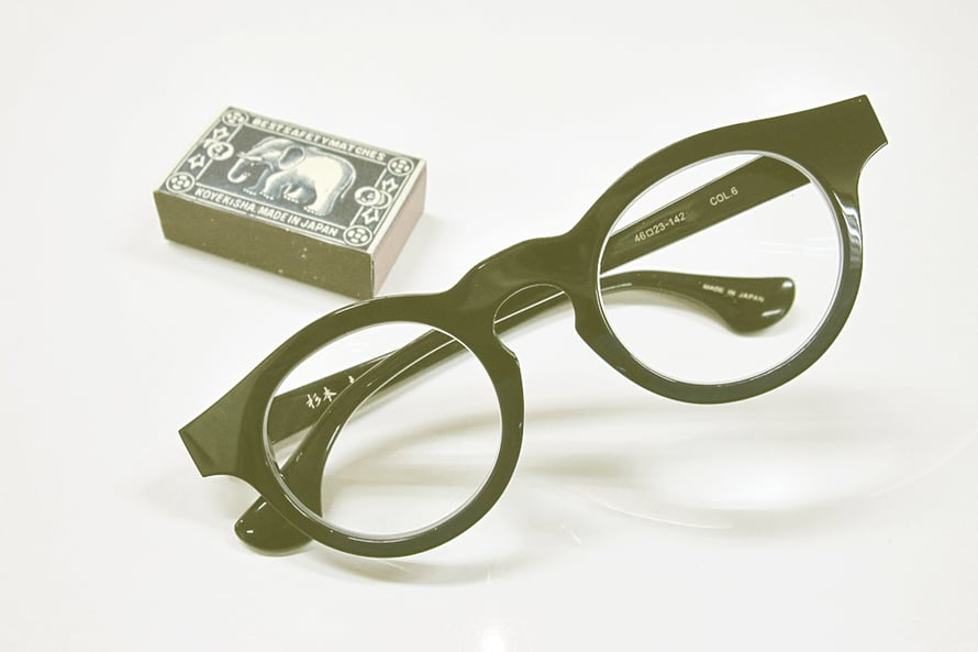 杉本圭 KS-73 col.6　H様、有難うございます。カラーはブラック/ネイビーの凝ったカラーリング