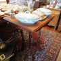  Magnifique petite table ancienne  no. 130