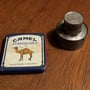 Ancienne boite de cigarette Camel et coupe-beigne Rumford  no. 720