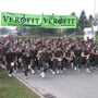 Ein Waffenlauffeld wie schon lange nicht mehr - knapp 1000 LäuferInnen am Start.