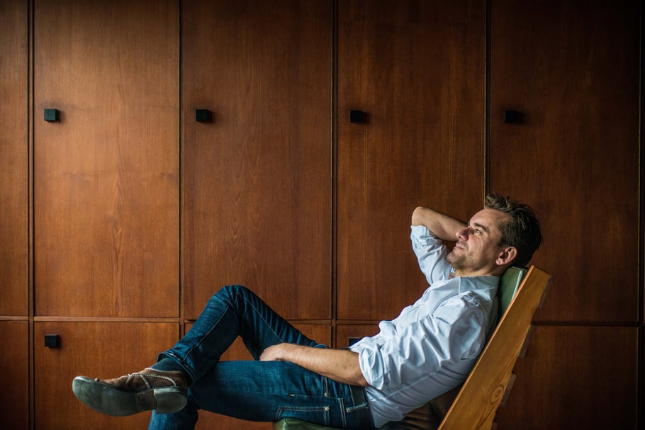 Bart Moeyaert (Fotograf: Dries Luyten)