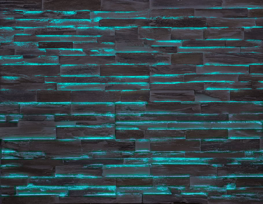 Alle Steinwände können wir auch "Nachtleuchtend" gestalten. Ohne Strom!