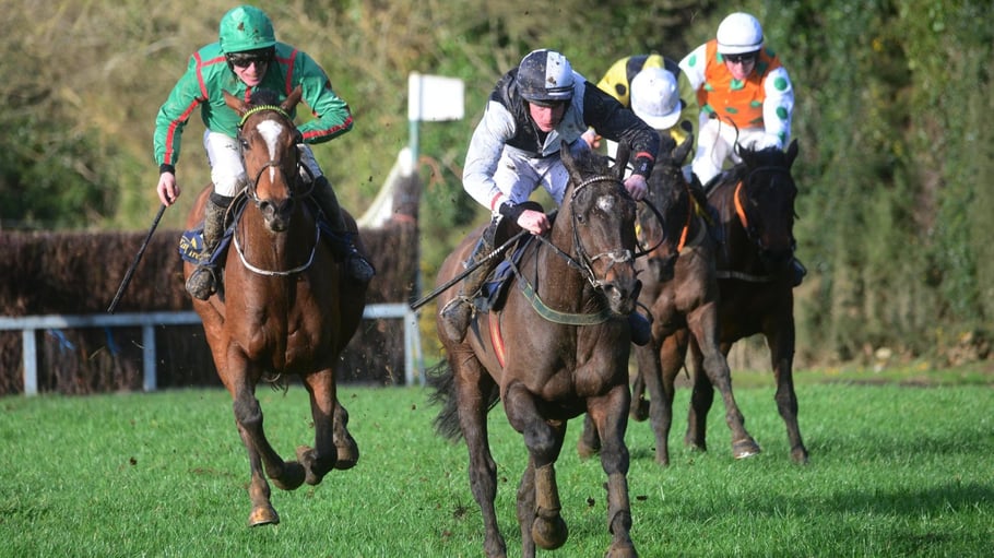 Erster Sieg beim dritten Start (P2P) in Tinahely/IRL für Wilson Dennison, Colin McKeever und Stephen Connor