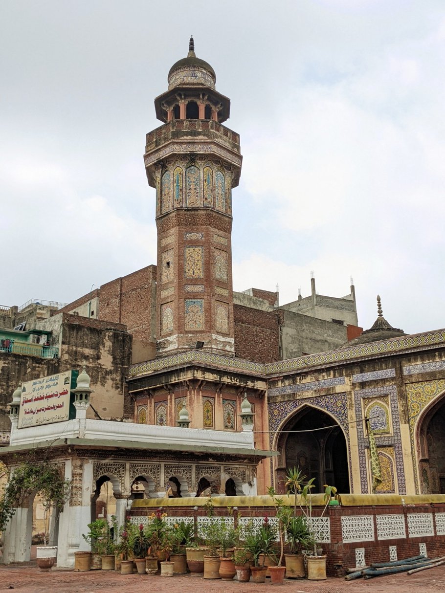 Eine andere, etwas kleinere Mosche, die wir besichtigen