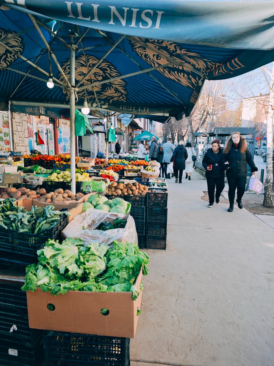 A street market in Mitrovice 