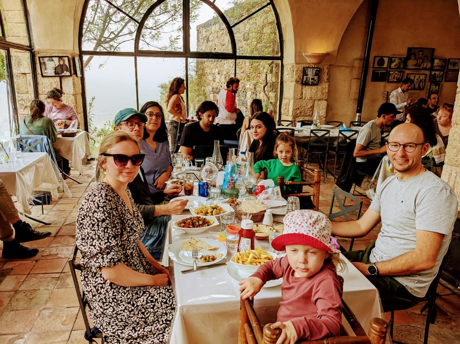 Wir Glücklichen: Eat-In soagr in Ramadan