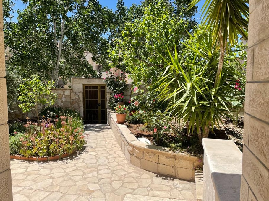 unser neuer Vorgarten