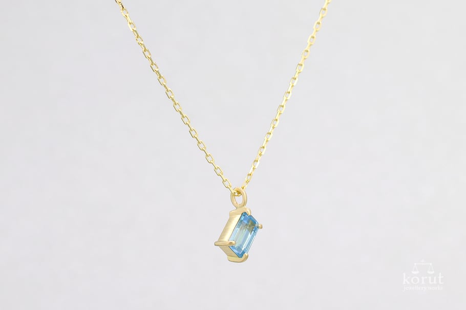 K18ブルートパーズネックレス