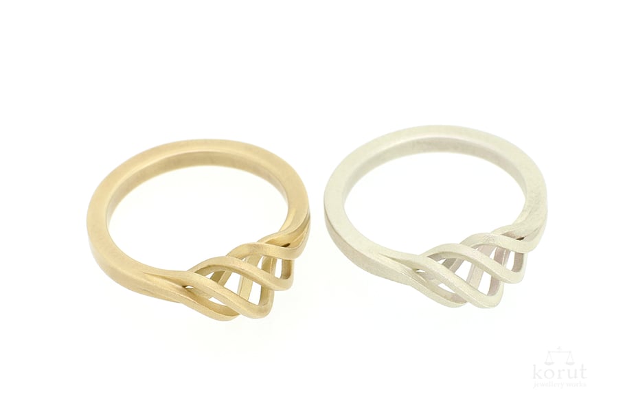 K10とシルバーの指輪