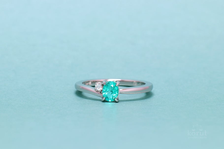 パライバトルマリンのエンゲージリング