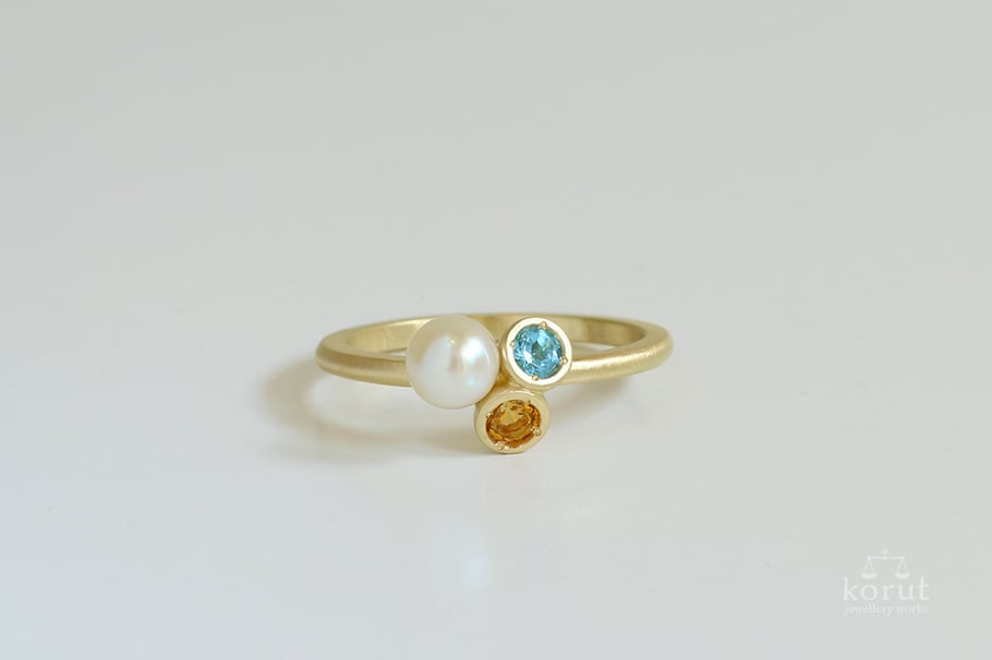 リフォーム後の指輪/K18・ブルートパーズ・シトリン・パールリング