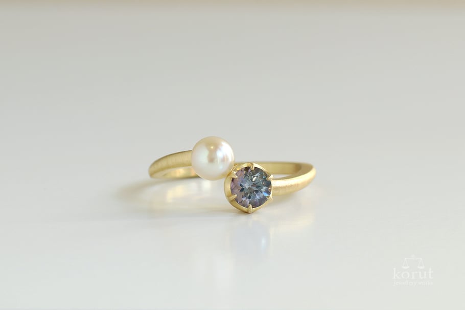 リフォーム後の指輪/K18・ゾイサイト・パールリング