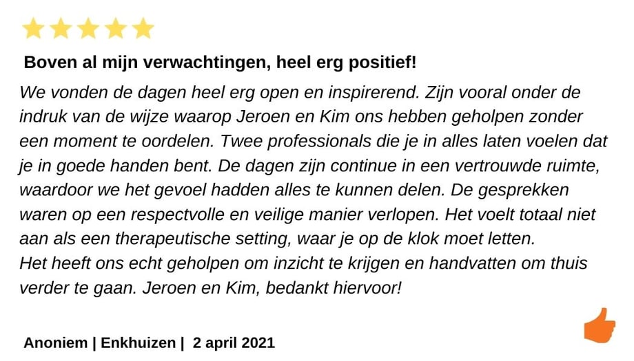 Relatieweekend.  Relatieretraite.  Man en vrouw therapeut. Kim Kromwijk-Lub