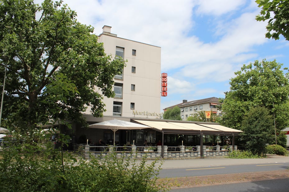 Familie Reinhard und Ihr Team begrüssen Sie im Mittelpunkt von Zuchwil.