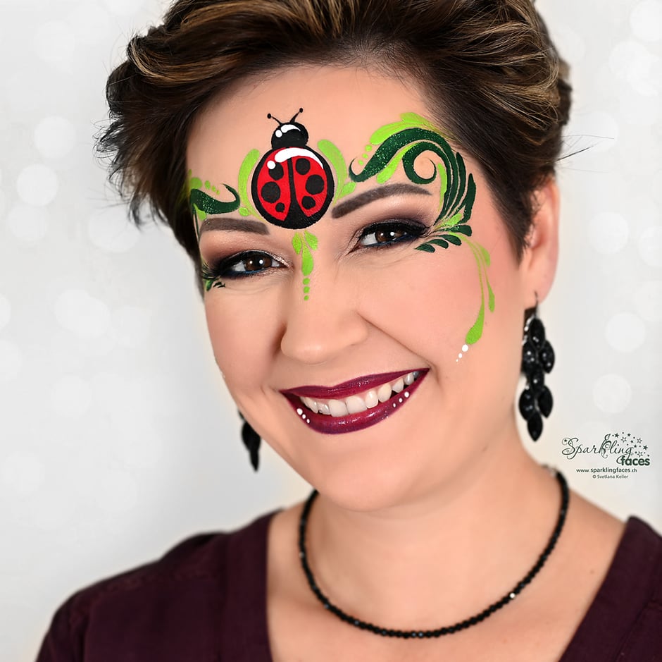 Kinderschminken_Vorlagen; Schminkfarben_kaufen_Schweiz; Kinderschminken_Kurse; einfach; Marienkäfer
